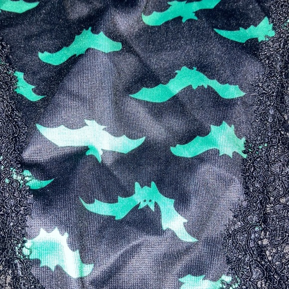 ❤️Shein spooky Halloween bat thong panties underwear - Picture 2 of 2
